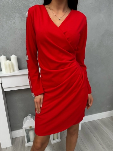 Czerwona Sukienka z Kopertowym Dekoltem i Marszczeniem 13415-422-C