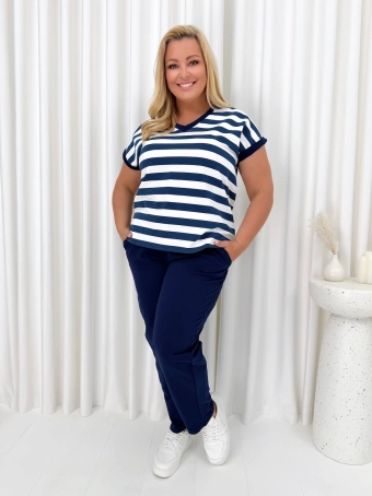 Granatowo-Biały Dresowy Komplet Plus Size  14995-365-C