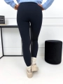 granatowe-prazkowane-legginsy-15470-262-e-8-modnakiecka-a9273c.jpg