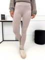 jasnobezowe-gladkie-legginsy-15494-202-e-1-modnakiecka-51bcb5.jpg